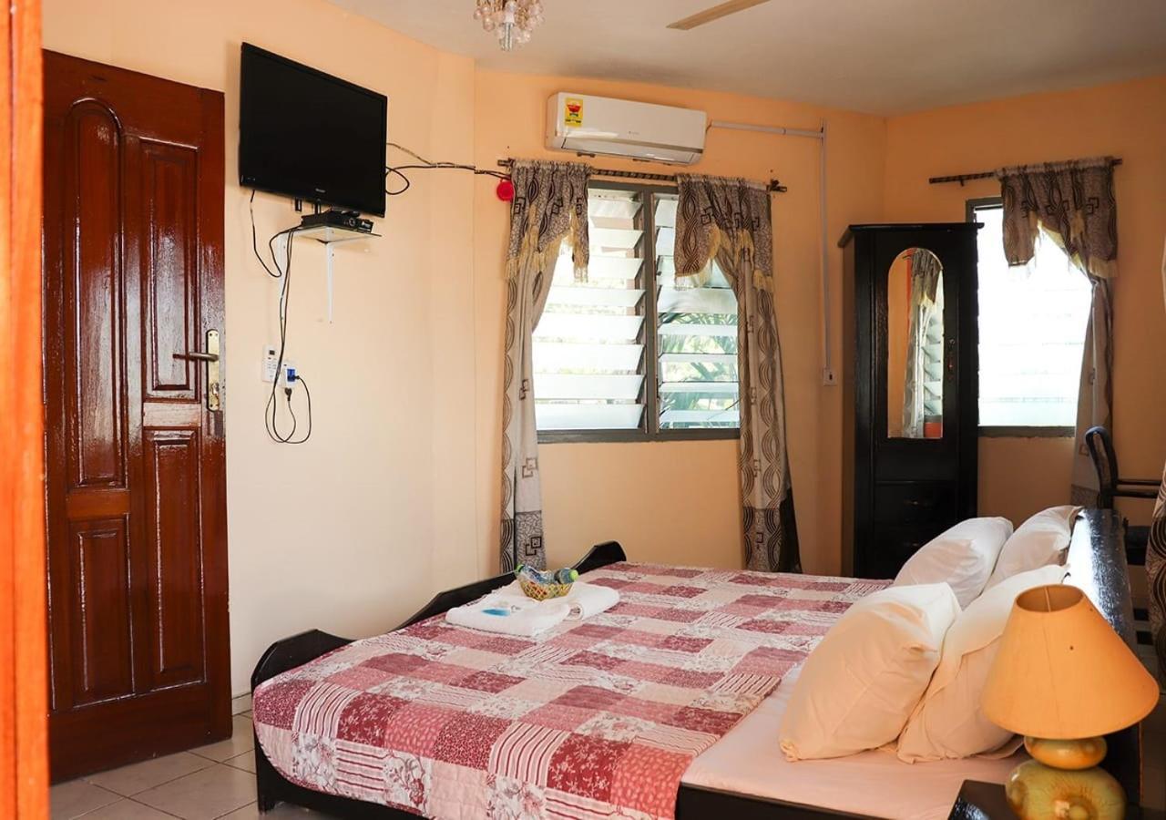 To Be Hotel Kumasi Esterno foto