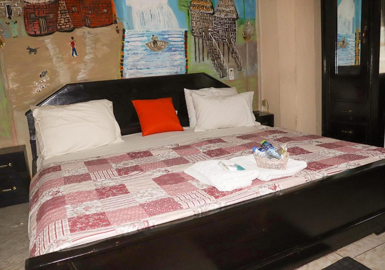 To Be Hotel Kumasi Esterno foto