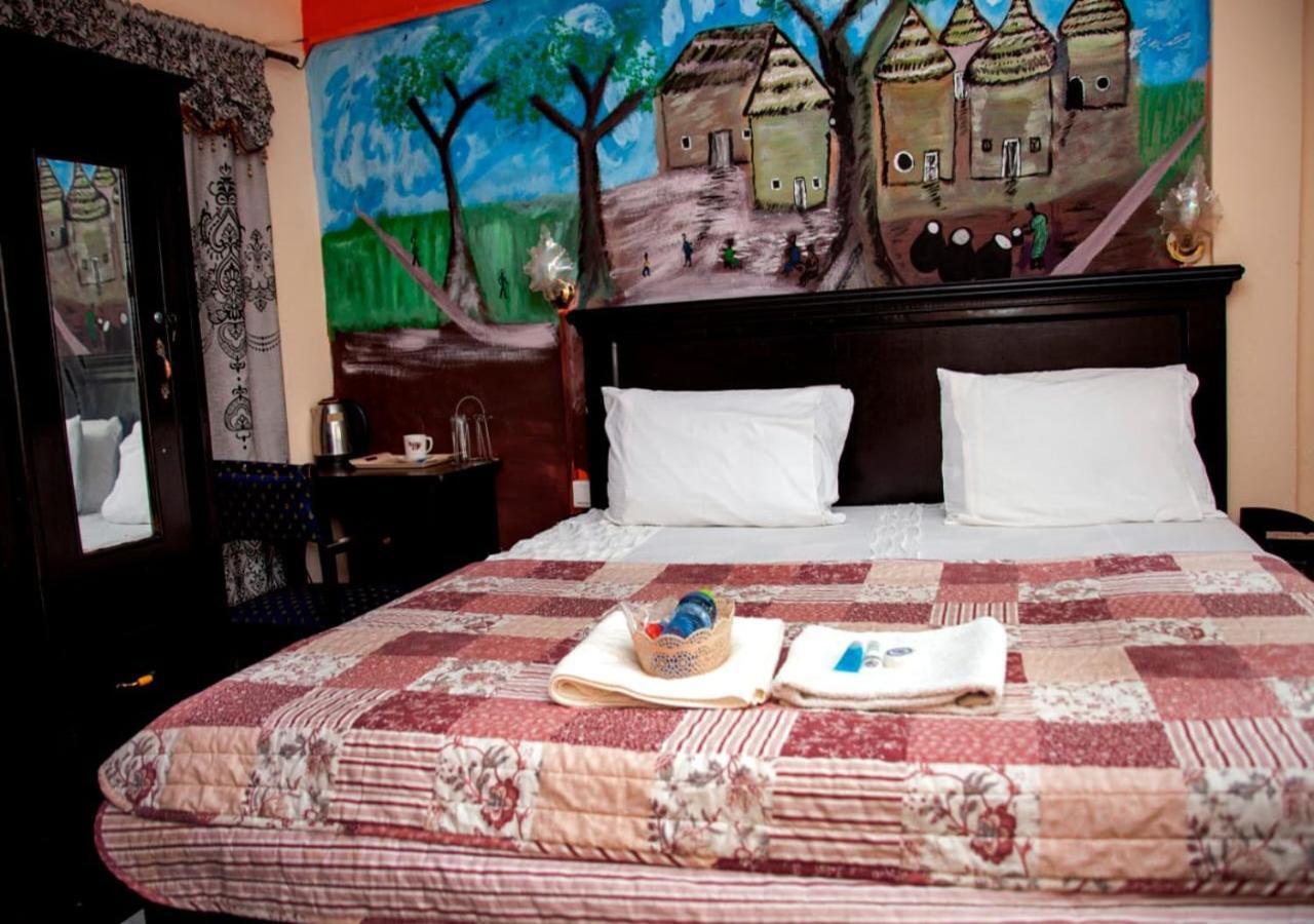 To Be Hotel Kumasi Esterno foto