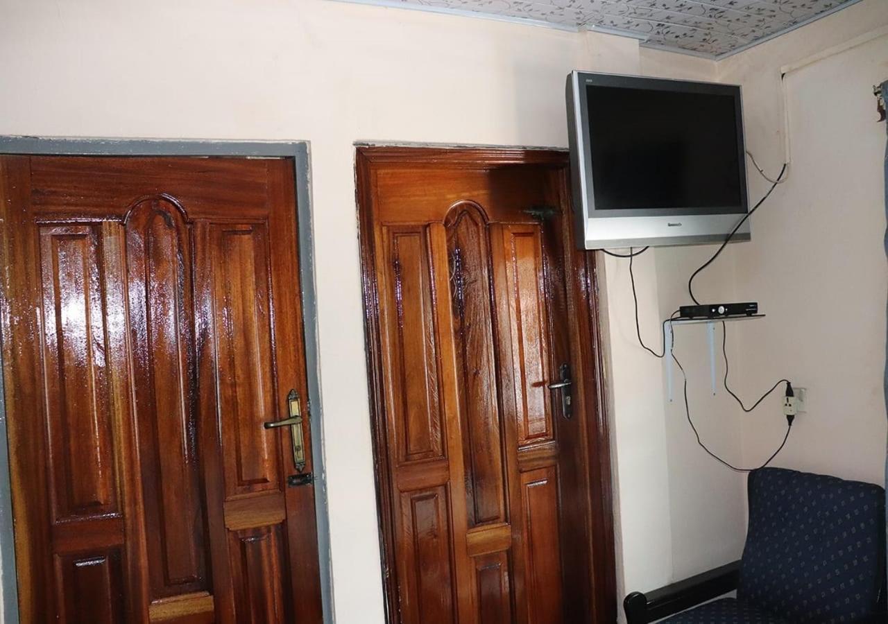 To Be Hotel Kumasi Esterno foto